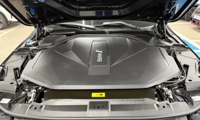 BMW i5