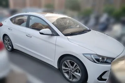 Hyundai Elantra (6th Generation