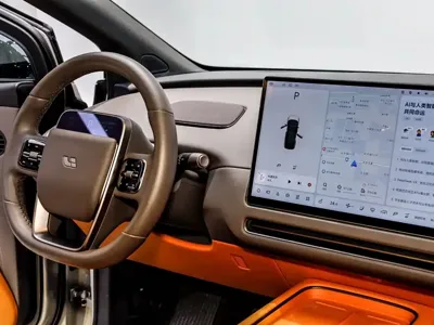 Li Auto Li i8
