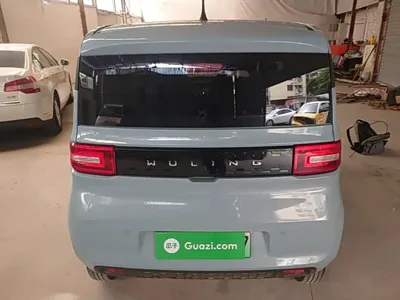 Wuling MINIEV