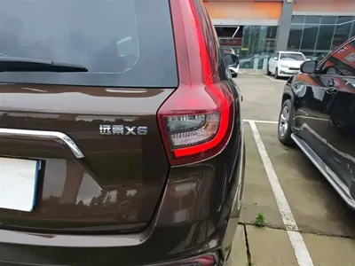 Geely Vision X6
