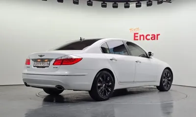 Hyundai Genesis