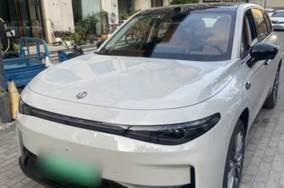 Leapmotor C10