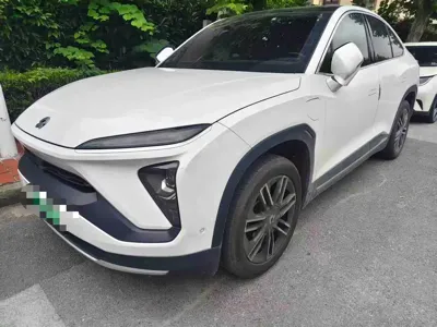 Nio EC6