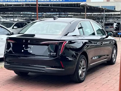 Hongqi Hongqi E-QM5