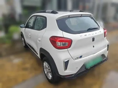 Venucia e30