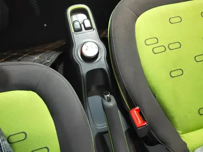 Baojun E100