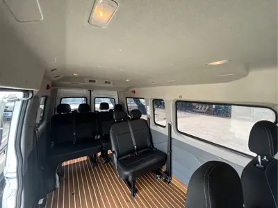 Maxus V80