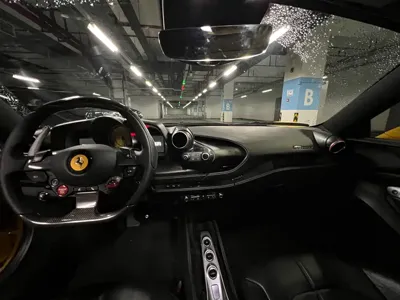 Ferrari F8