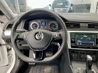 Volkswagen Lamando