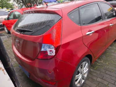 Hyundai Verna Ray