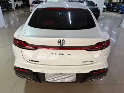 MG MG7