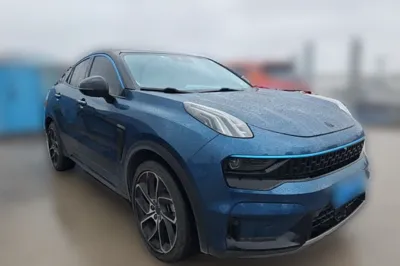 Lynk & Co 05