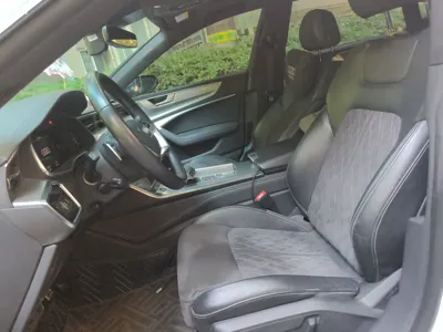 Audi A7L