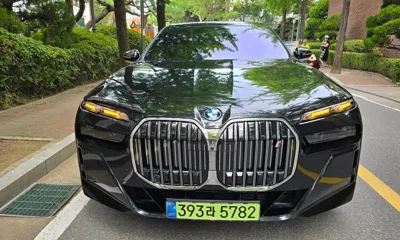 BMW i7