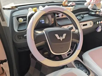 Wuling MINIEV