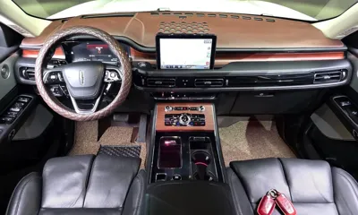Lincoln Aviator