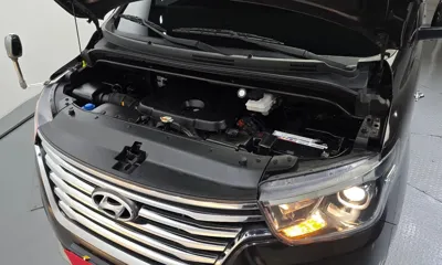 Hyundai Starex