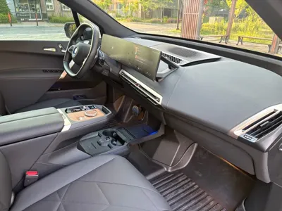BMW iX