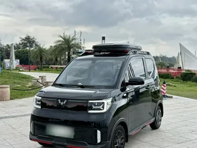Wuling MINIEV