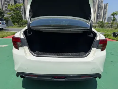 Toyota Reiz