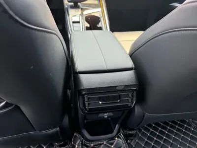 MG MG5 Scorpio