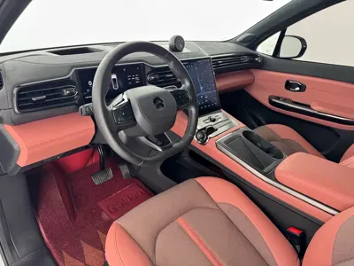 Nio EC6