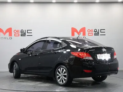 Hyundai Accent