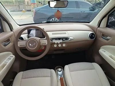 Wuling MINIEV