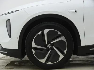 Nio EC6
