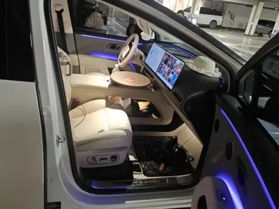 Li Auto Li i8