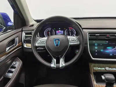 Roewe RX8