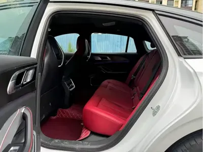Hongqi Hongqi H6