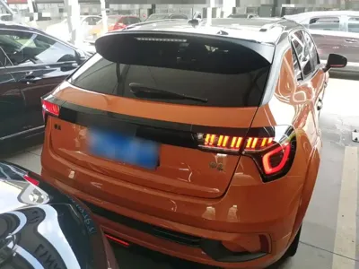 Lynk & Co 02 Hatchback