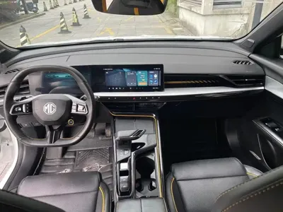 MG MG5 Scorpio