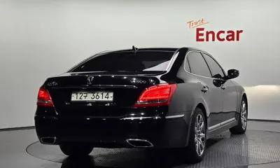 Hyundai Equus
