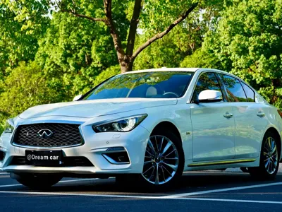 Infiniti Q50L