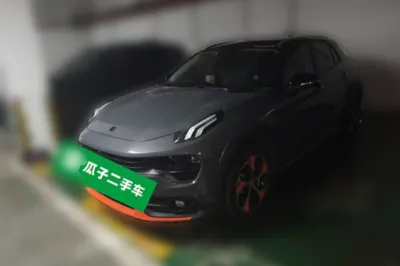 Lynk & Co 02