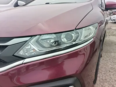 Honda Jade