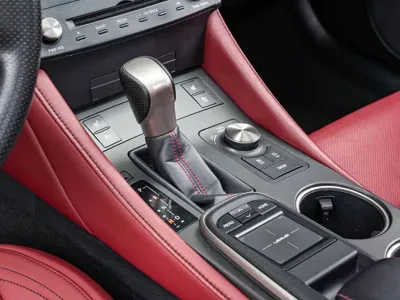 Lexus RC