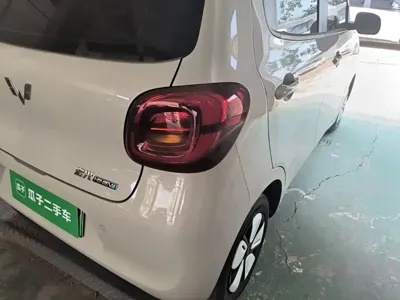 Wuling MINIEV
