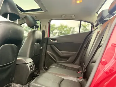 Mazda 3 Axela