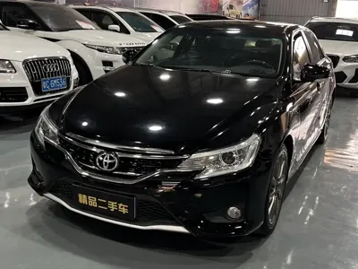 Toyota Reiz