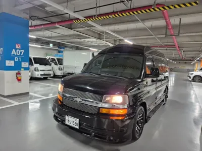 Chevrolet Express Van