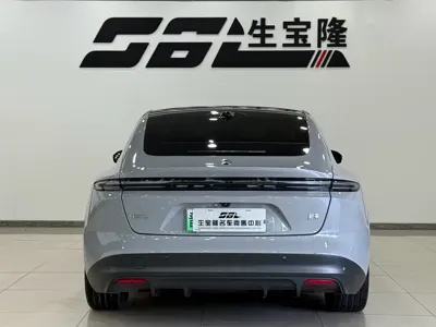 Nio ET5