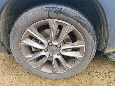 Geely ICON