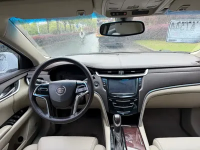 Cadillac XTS