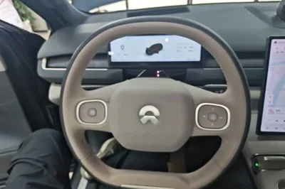 Nio ES8