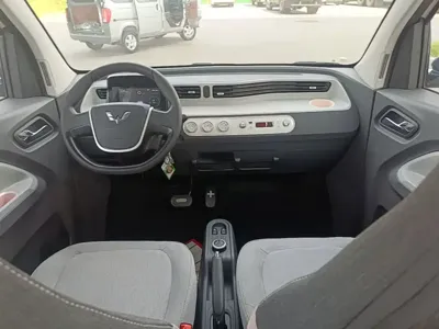 Wuling MINIEV