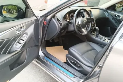Infiniti Q50L